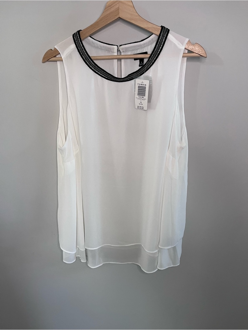 Torrid‎ White Chiffon Double Layer Embellished Sleeveless Blouse 1X 14-16 NEW